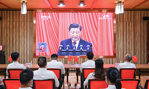 “勠力同心， 勇毅前行”  <br>全體黨員集中收看二十大開幕盛況